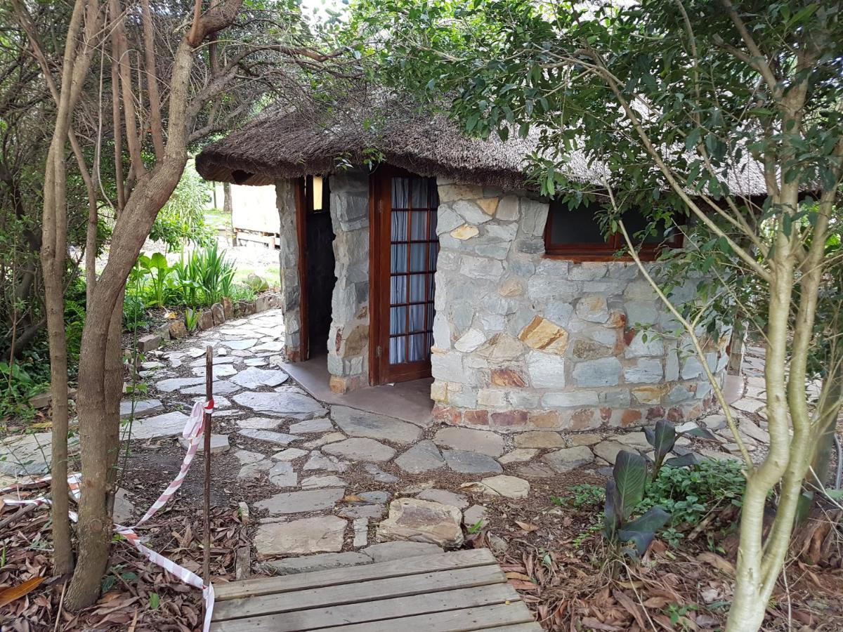 Mali Boutique Lodge & Tube 'N Axe Budget Accommodation 斯托姆勒菲 外观 照片